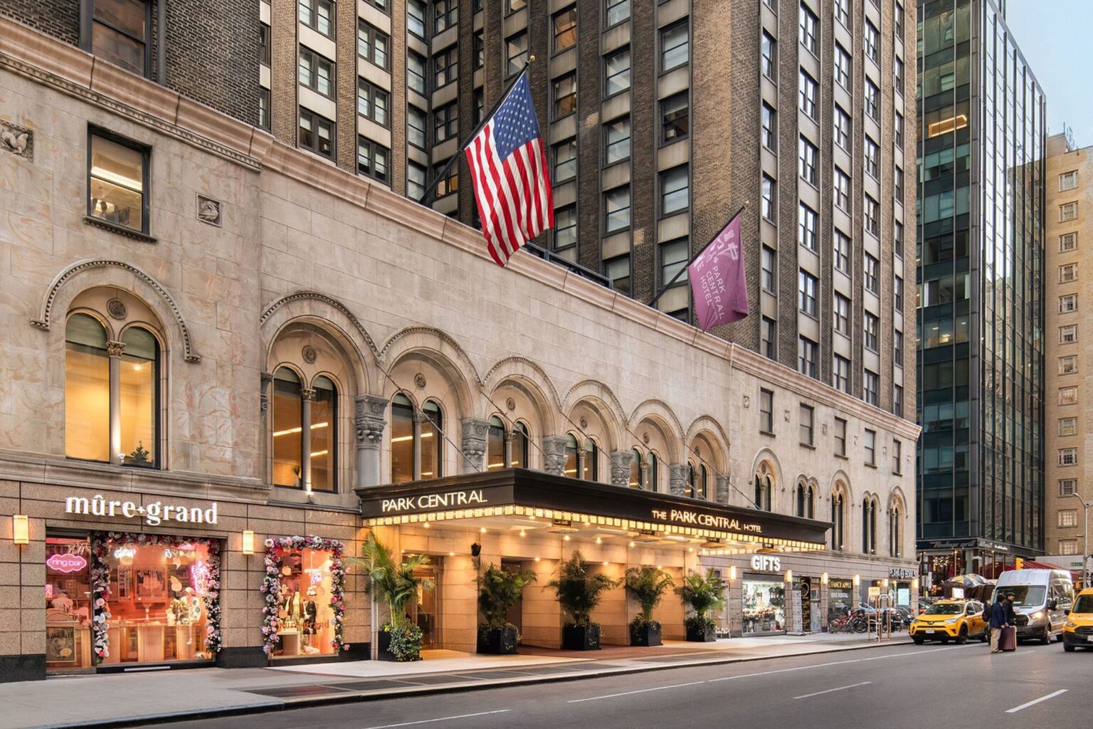 New York Park Central Hotel Near 57th Street And Fifth Avenue new-york-park-central-hotel-near-57th-street-and-fifth-avenue